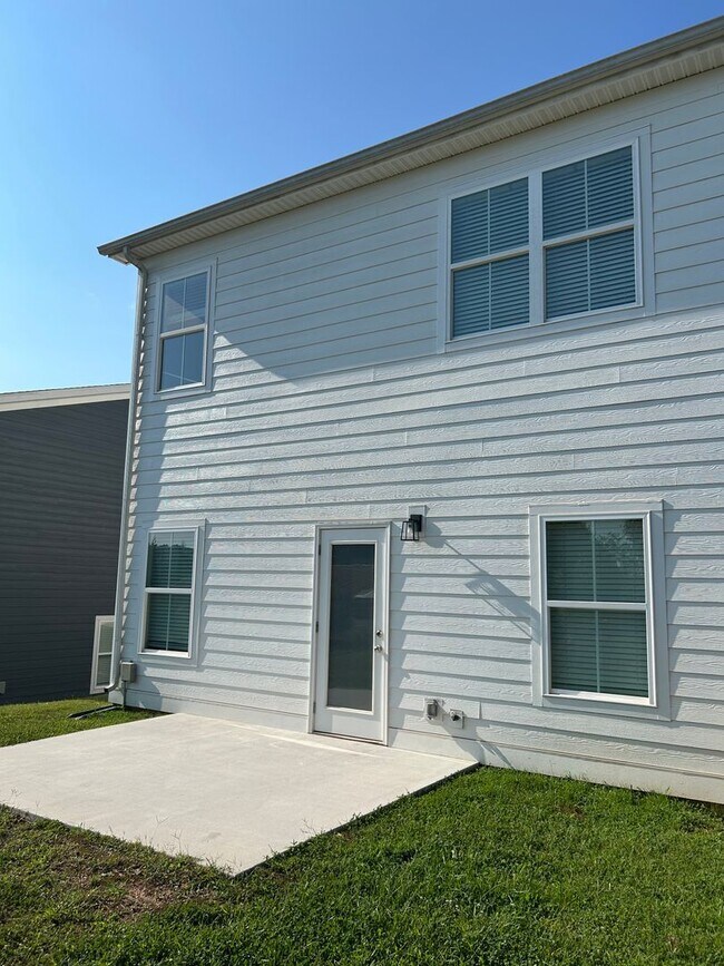 Building Photo - 3217 Green Turtle Ln NE