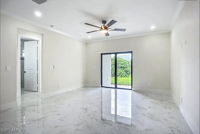 Building Photo - 314-316 Poplar St