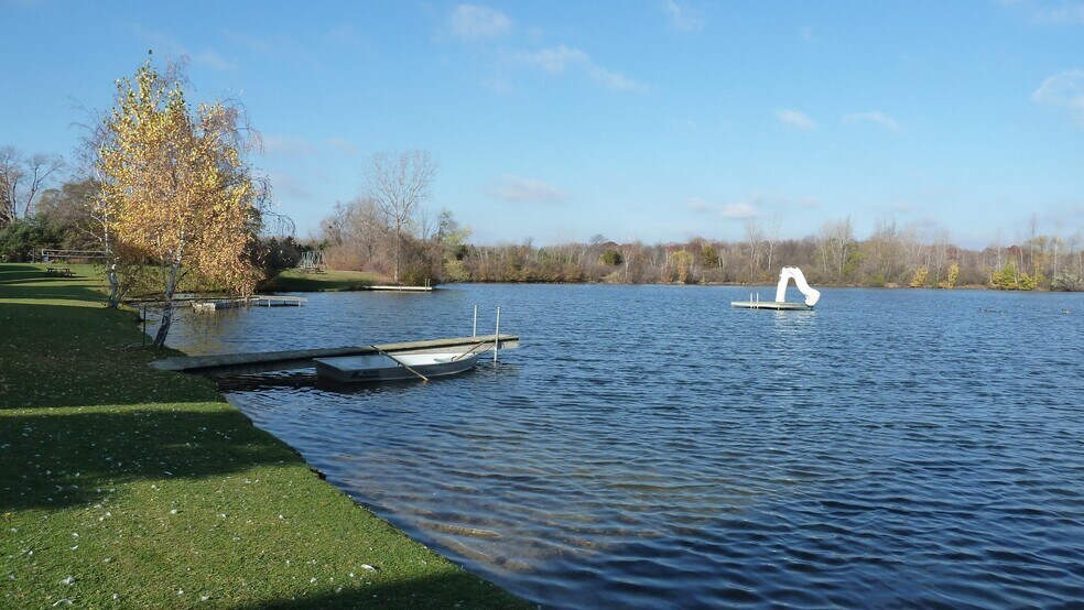 Building Photo - 11719 21 Mile Rd