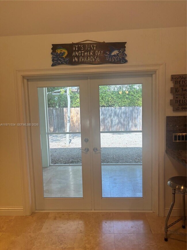 Building Photo - 42 Transylvania Ave