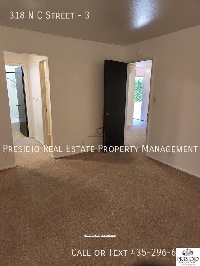 Building Photo - 318 N Center St