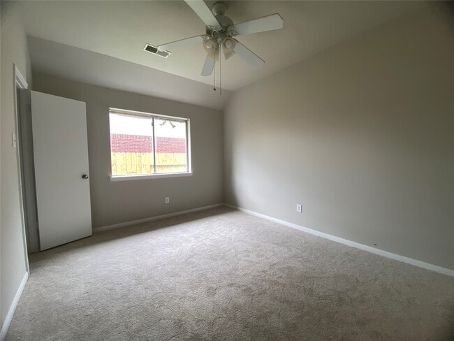 Building Photo - 15922 Williwaw Dr