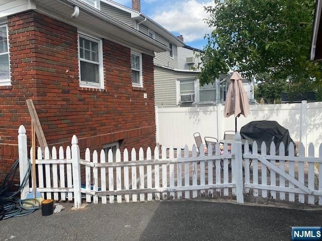 Building Photo - 15 Ayer Pl