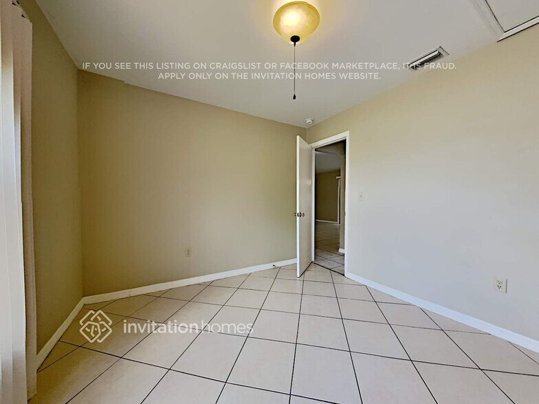Building Photo - 952 Delano Ct