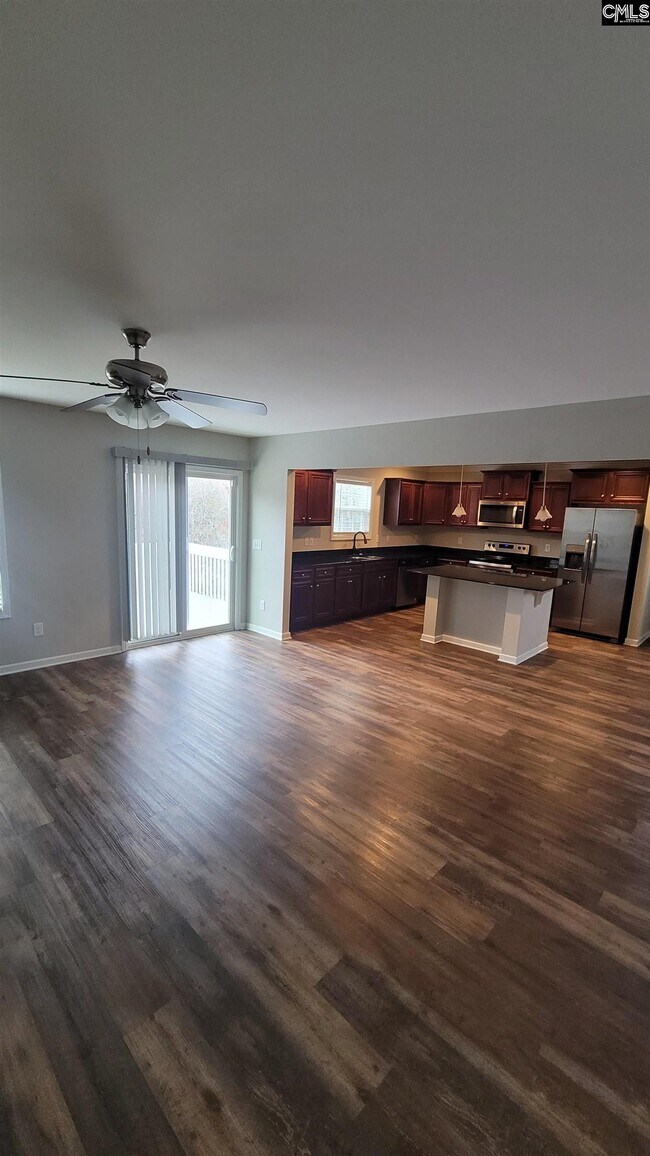 Building Photo - 601 Teaberry Dr