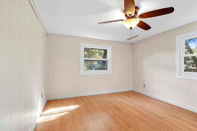 Building Photo - Furnished Room Rental - Pfafftown