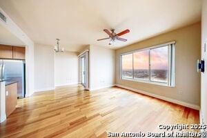 Building Photo - 215 Center St