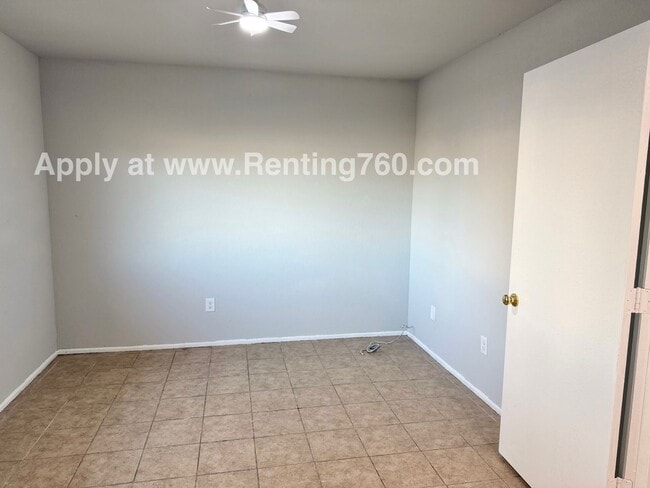 Building Photo - Newly Remodeled 2 Bed 1 Bath Near Downtown!