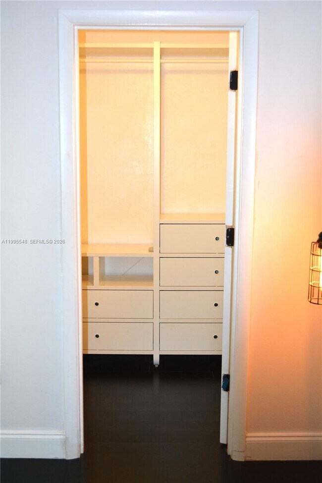 Building Photo - 9944 NW 41st St