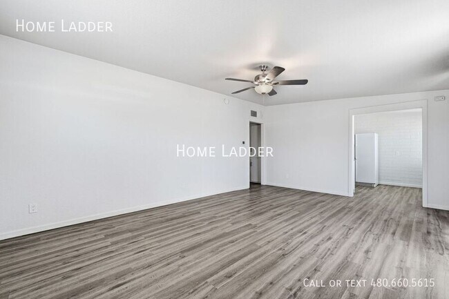 Building Photo - 596 W Harding Ave