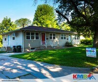 Building Photo - 1615 Crescent St