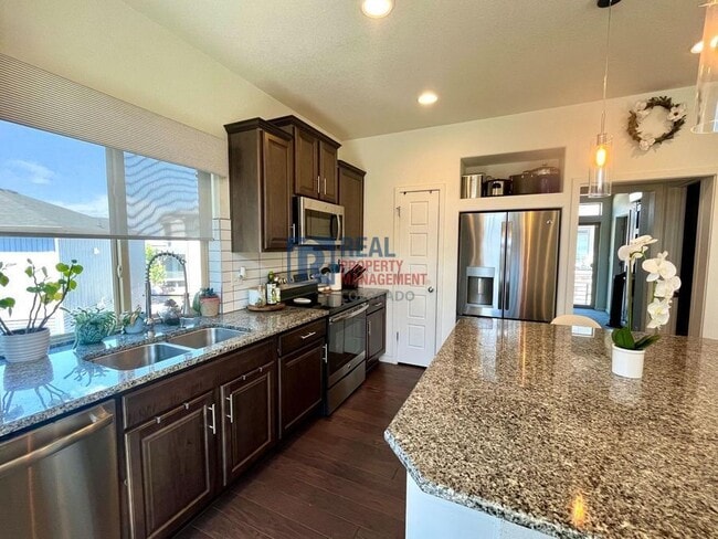 Building Photo - 6697 John Muir Trl