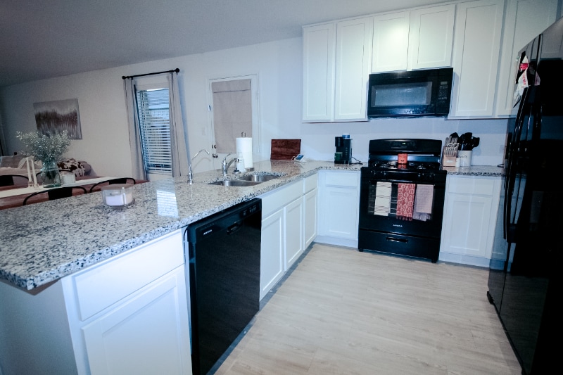 Building Photo - 15104 Bull Wagon Wy