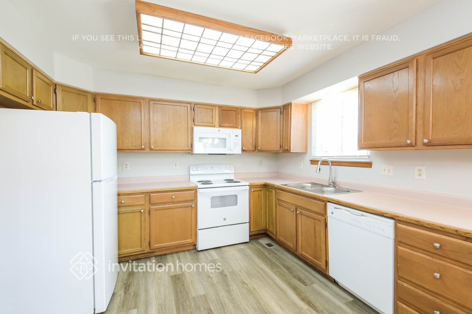Building Photo - 9928 Garfield Ct