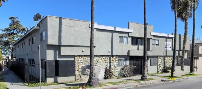 Building Photo - 8100 S Western Ave