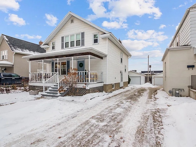 Building Photo - 1262 S Quincy St