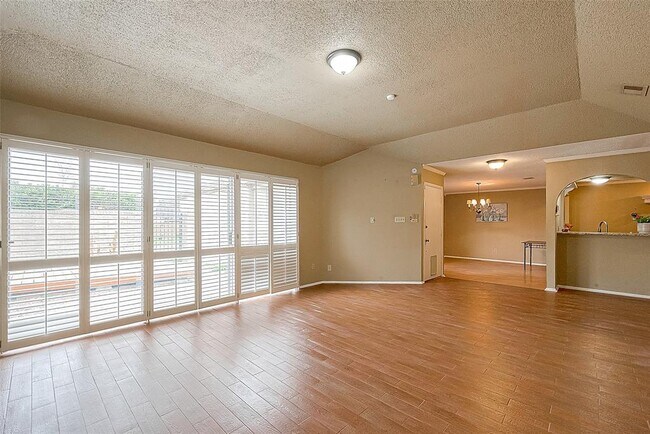 Primary Photo - 14947 Heritage Wood Dr