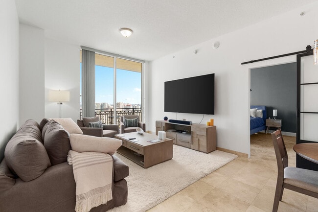 Building Photo - 550 Okeechobee Blvd