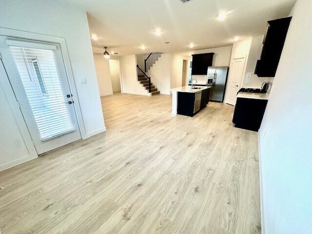 Building Photo - 3214 Moreland Park Dr