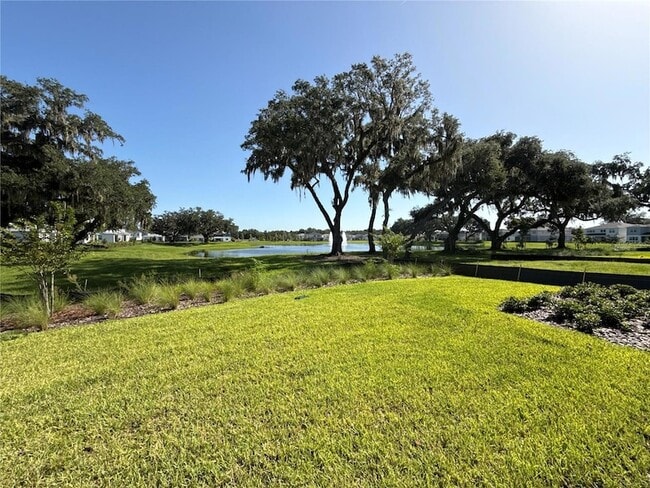 Building Photo - 16645 Lone Oak Cir