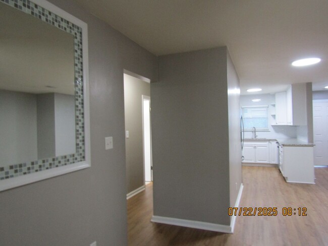 Building Photo - South Virginia Beach Barberton