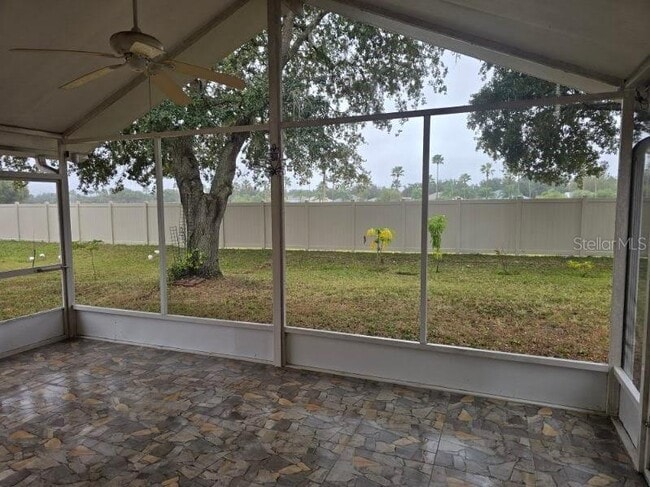 Building Photo - 18002 Birdwater Dr