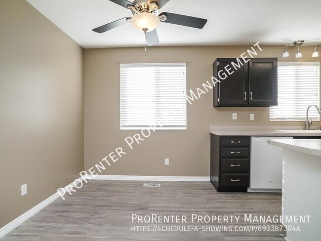 Building Photo - 288 S 500 E