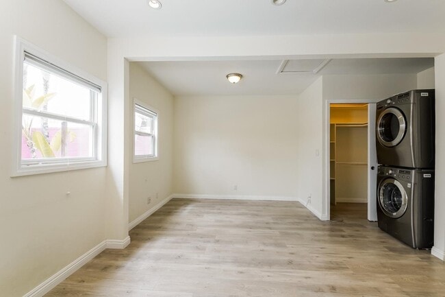 Building Photo - 12553 Woodgreen St