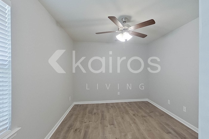 Building Photo - 417 Mango Dr