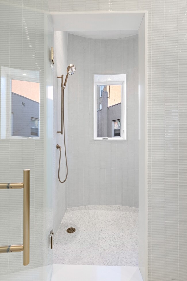 Building Photo - The Raphael 3 Bedroom Rental