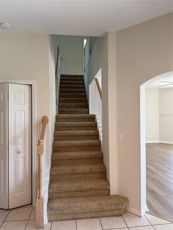 Building Photo - 10760 Plantation Bay Dr