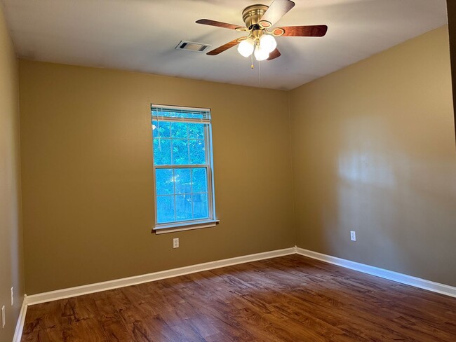 Building Photo - 3704 Chambray Pl