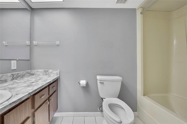 Building Photo - 4452 Garnet Dr