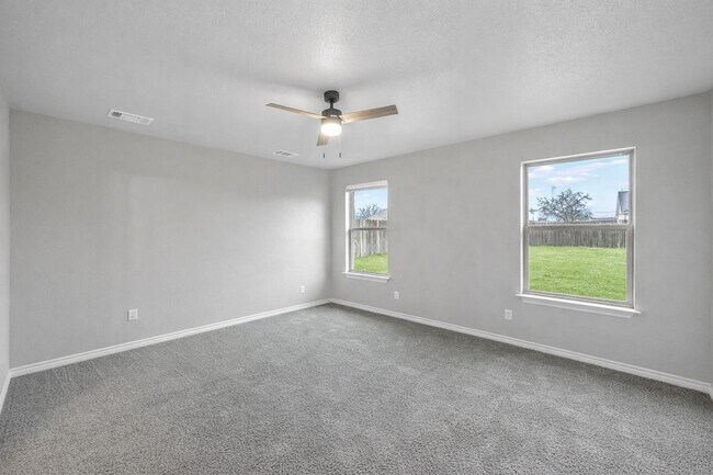 Building Photo - 228 St Charles Dr
