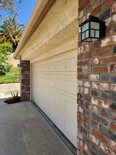 Building Photo - 6802 Chapman Pl