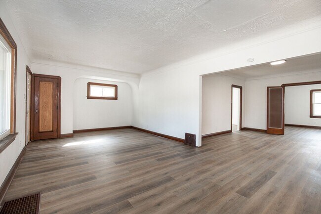 Building Photo - 4772 E 90th St