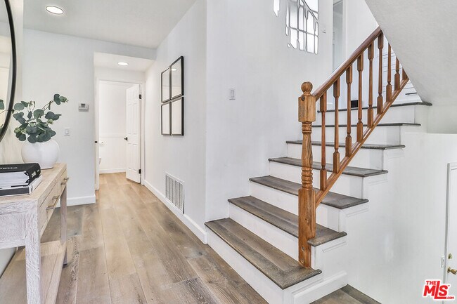 Building Photo - 4204 Flintlock Ln