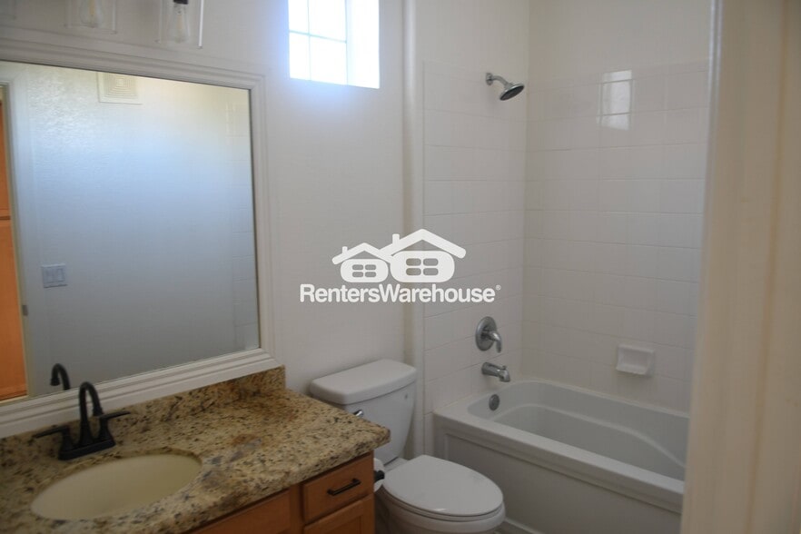 Building Photo - 11680 E Sahuaro Dr