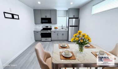 Building Photo - Charming Newly Renovated 1-Bedroom Home in...