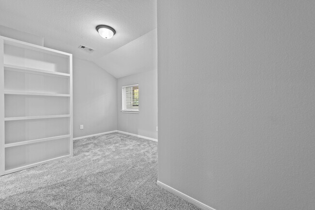 Building Photo - 110 Pickerel Point Ct