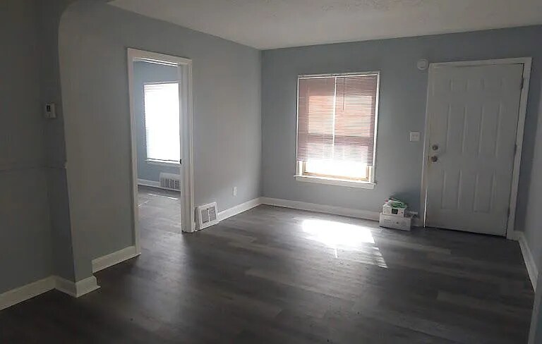 Building Photo - 5304 N 64th St