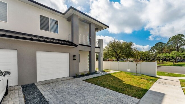 Building Photo - Stunning New Construction Villa for Rent Near Lake John