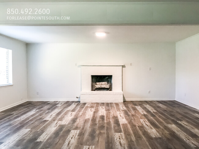 Building Photo - Fairhope Rental