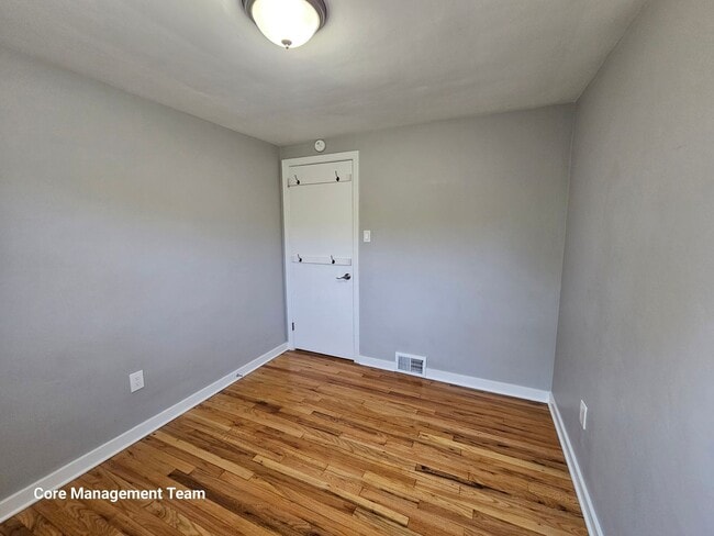 Building Photo - Amazing 3 Bedroom house Located in Lawrenceville!