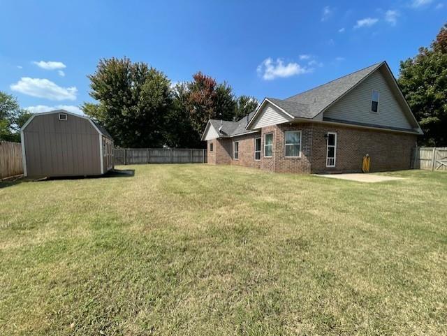 Building Photo - 1813 SW Pine Ave