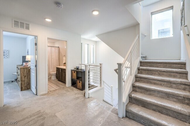 Building Photo - 8092 Haywood Estate Ave