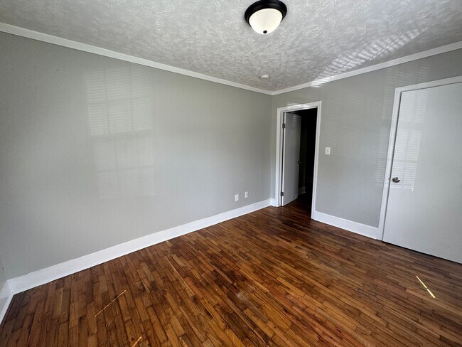 Building Photo - 3/1 House in West Rome $1,195