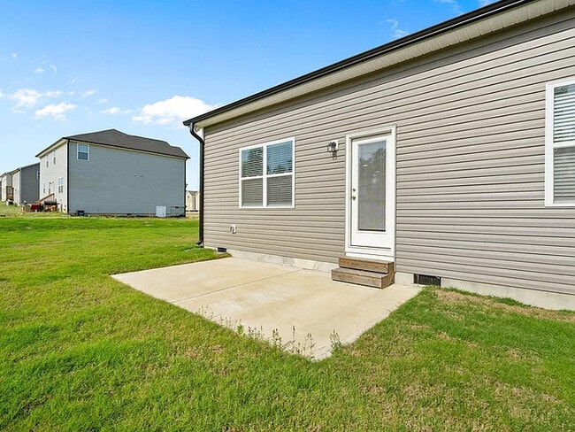 Building Photo - Earn Wealth While Leasing - Like a Homeowner - Lease to Own