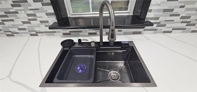 Building Photo - 2895 Turner Church Rd