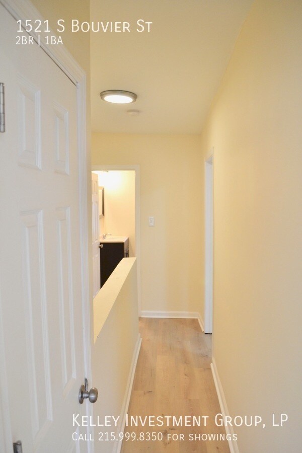 Building Photo - 1521 S Bouvier St